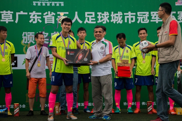意大利名宿维亚利因胰腺癌去世 享年58岁